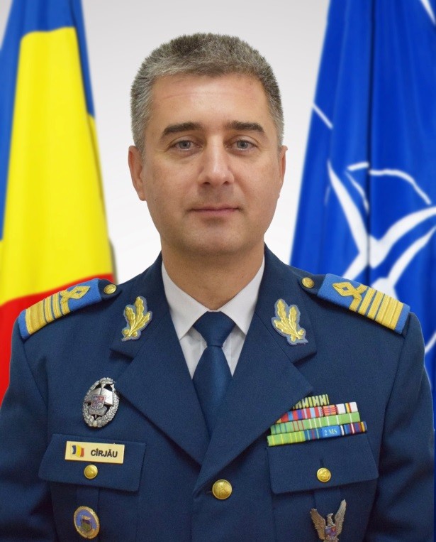 Comandantul Bazei Aeriană de Instruire şi Formare a Personalului Aeronautic
